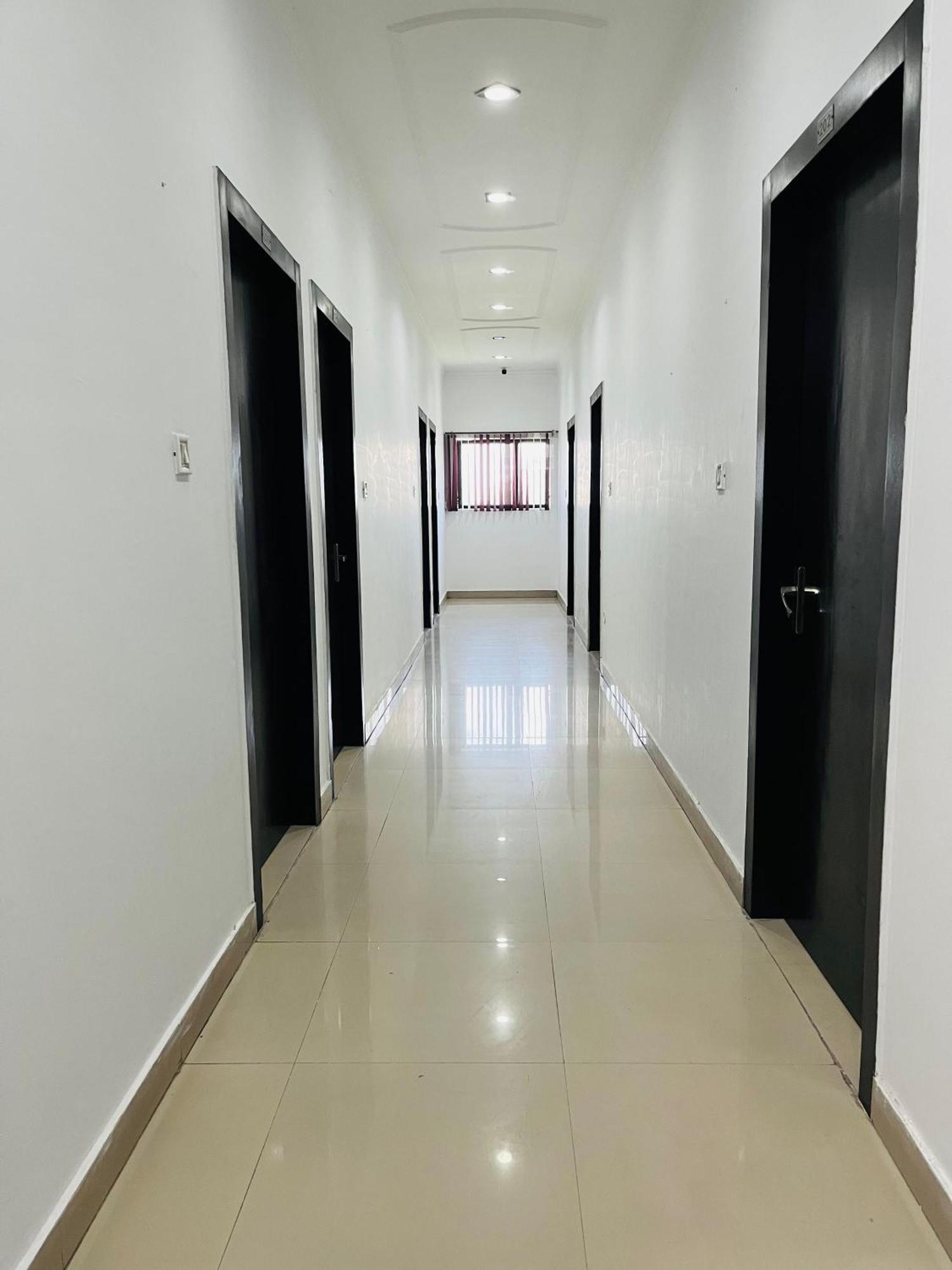 Hotel O Mid Town Ojus Tower Rudrapur Exterior photo